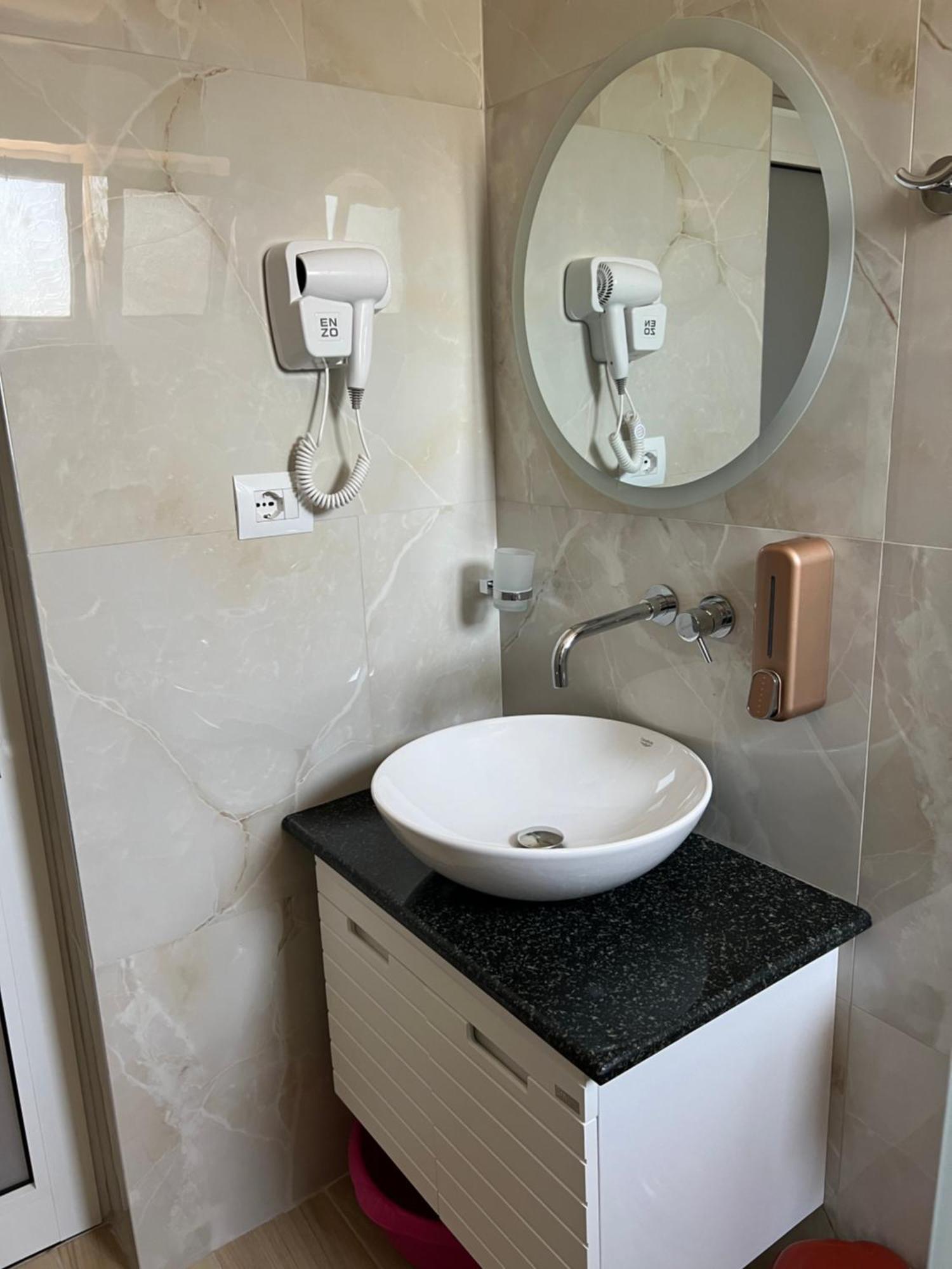 Golden Villa Ksamil Ngoại thất bức ảnh